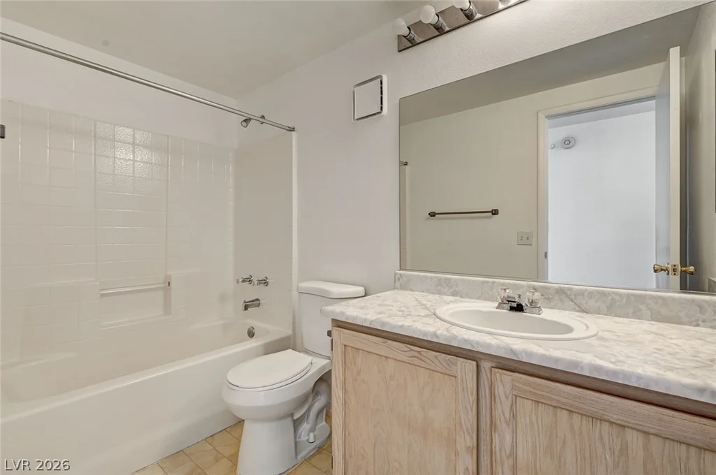5370 Runningbrook, Las Vegas, NV 89120