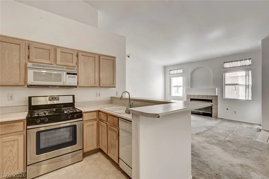 5370 Runningbrook, Las Vegas, NV 89120