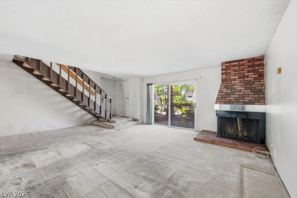 522 Delfern, Las Vegas, NV 89169