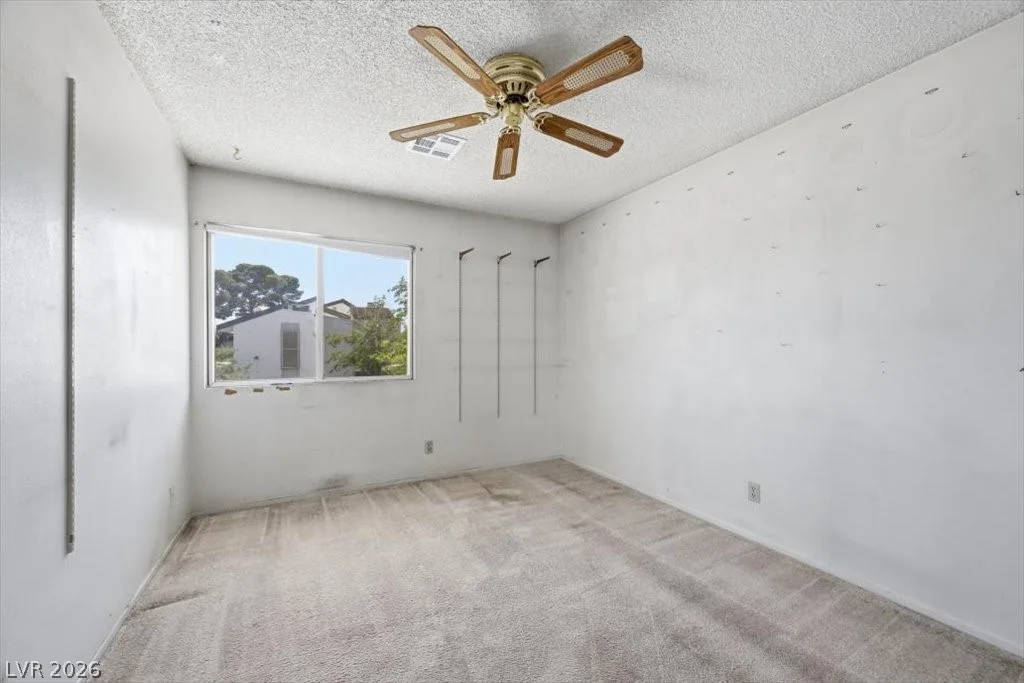 522 Delfern, Las Vegas, NV 89169