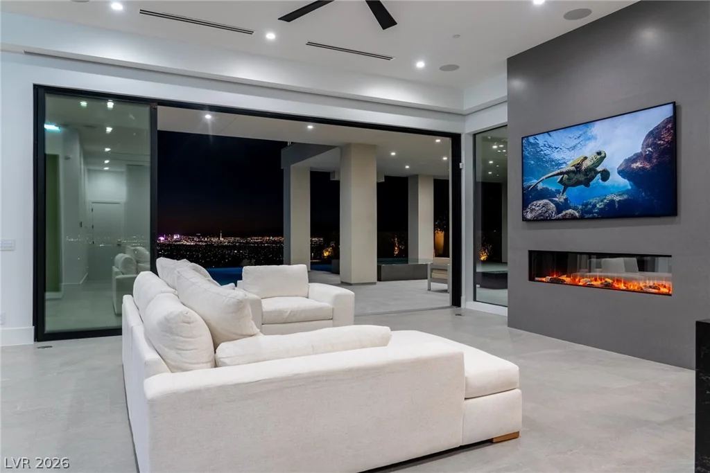 25 Rockstream, Henderson, NV 89012