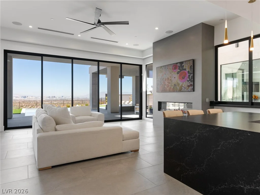 25 Rockstream, Henderson, NV 89012