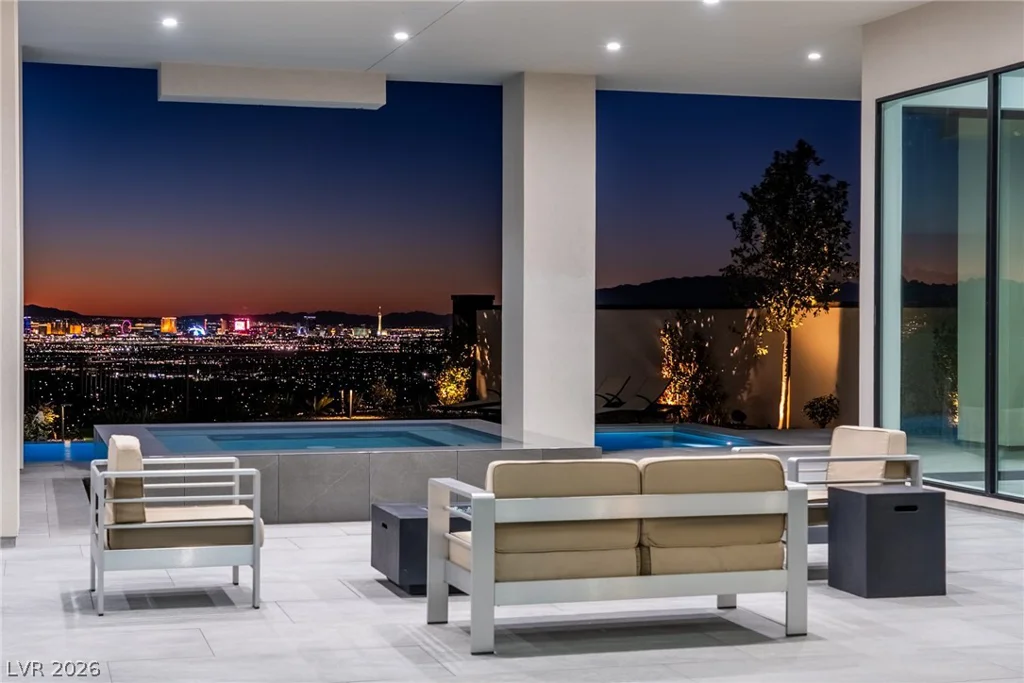 25 Rockstream, Henderson, NV 89012