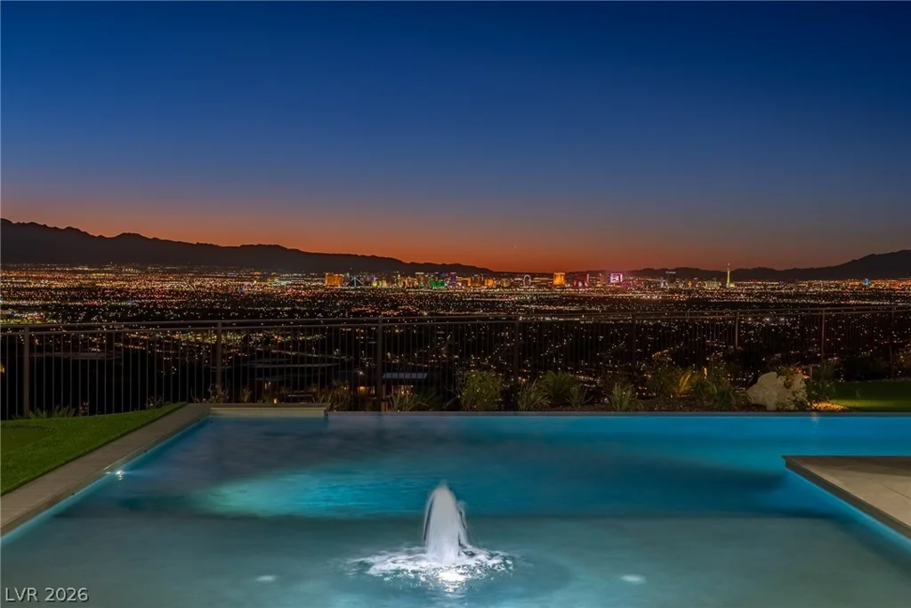 25 Rockstream, Henderson, NV 89012