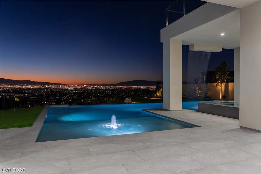 25 Rockstream, Henderson, NV 89012