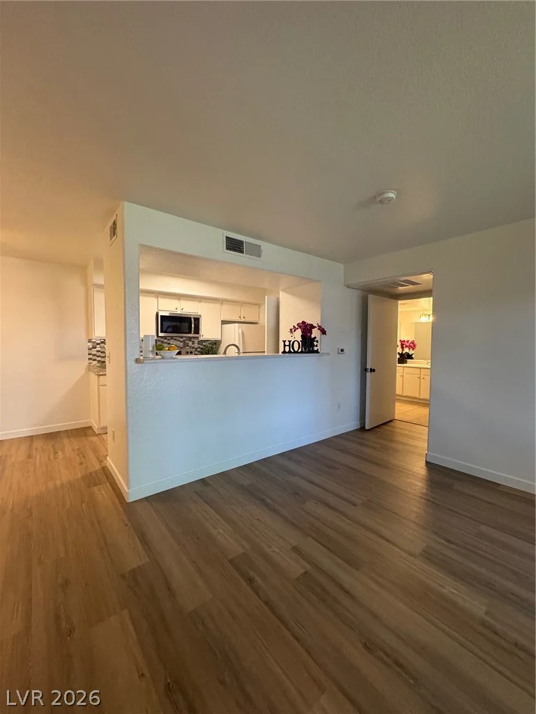 2300 Silverado Ranch, Las Vegas, NV 89183