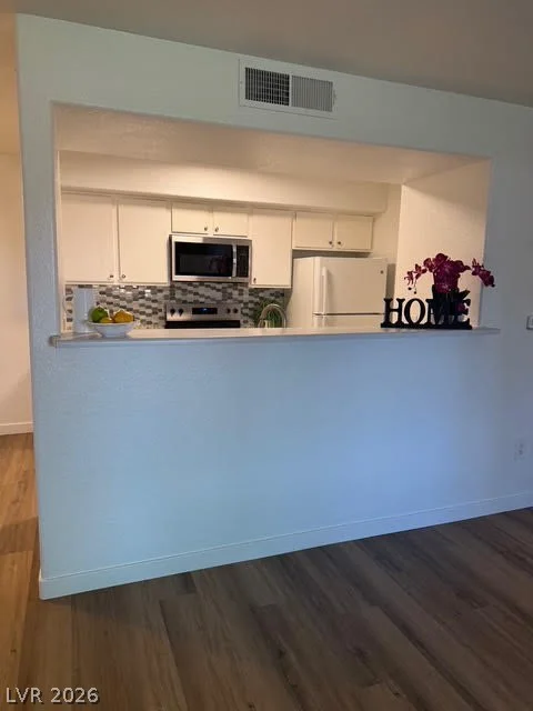 2300 Silverado Ranch, Las Vegas, NV 89183