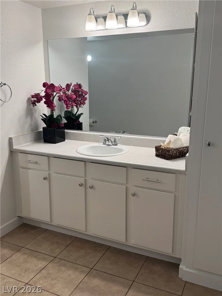 2300 Silverado Ranch, Las Vegas, NV 89183