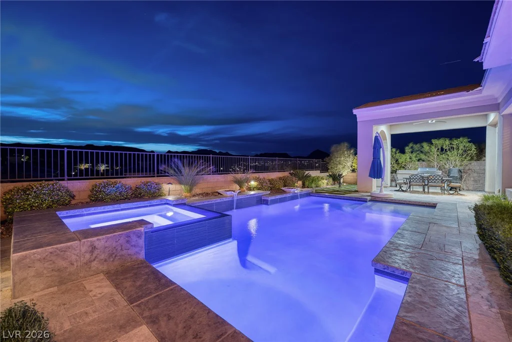1 Costa Tropical, Henderson, NV 89011