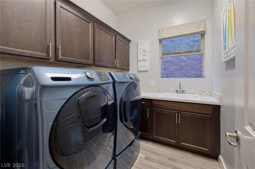 1 Costa Tropical, Henderson, NV 89011