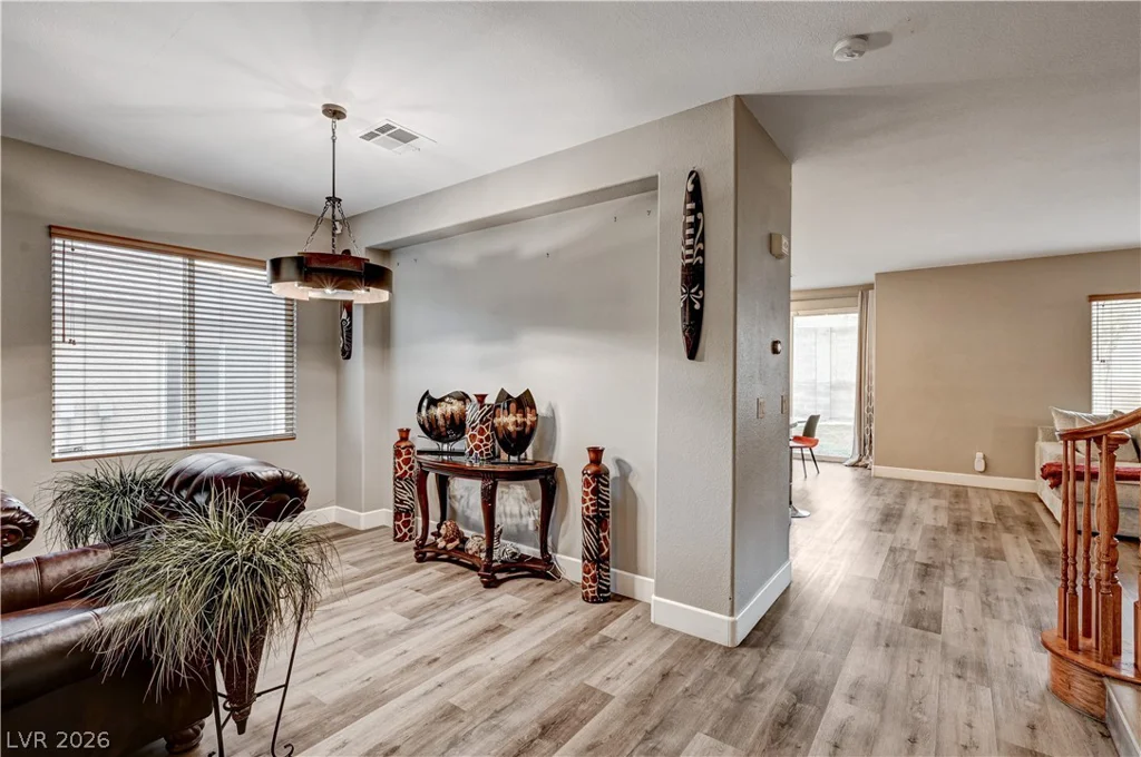 7821 Red Leaf, Las Vegas, NV 89131