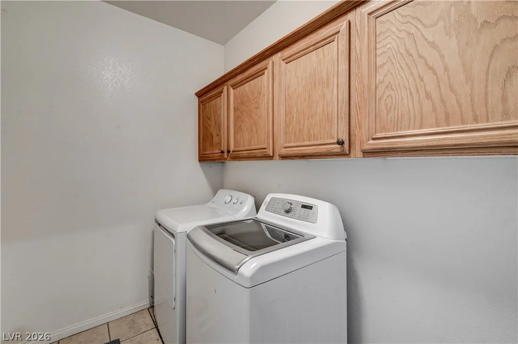 7821 Red Leaf, Las Vegas, NV 89131