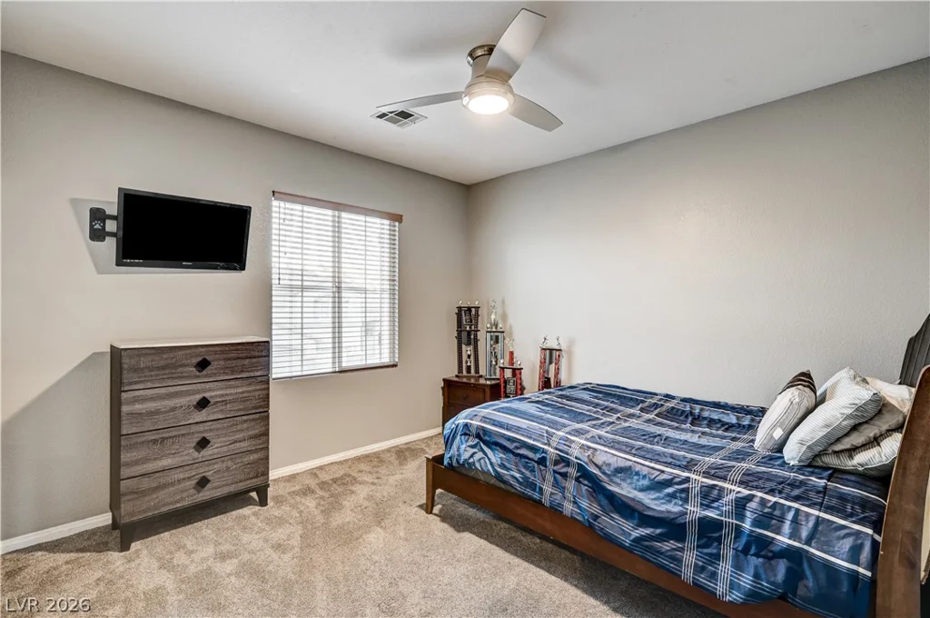 7821 Red Leaf, Las Vegas, NV 89131