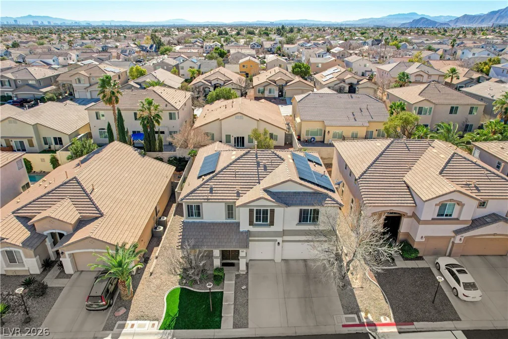 7821 Red Leaf, Las Vegas, NV 89131