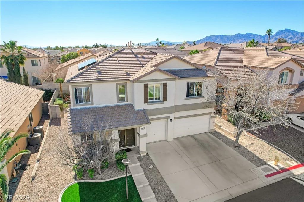 7821 Red Leaf, Las Vegas, NV 89131