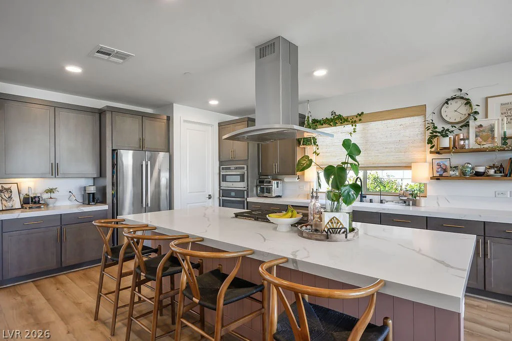 9990 Egan Valley, Las Vegas, NV 89166