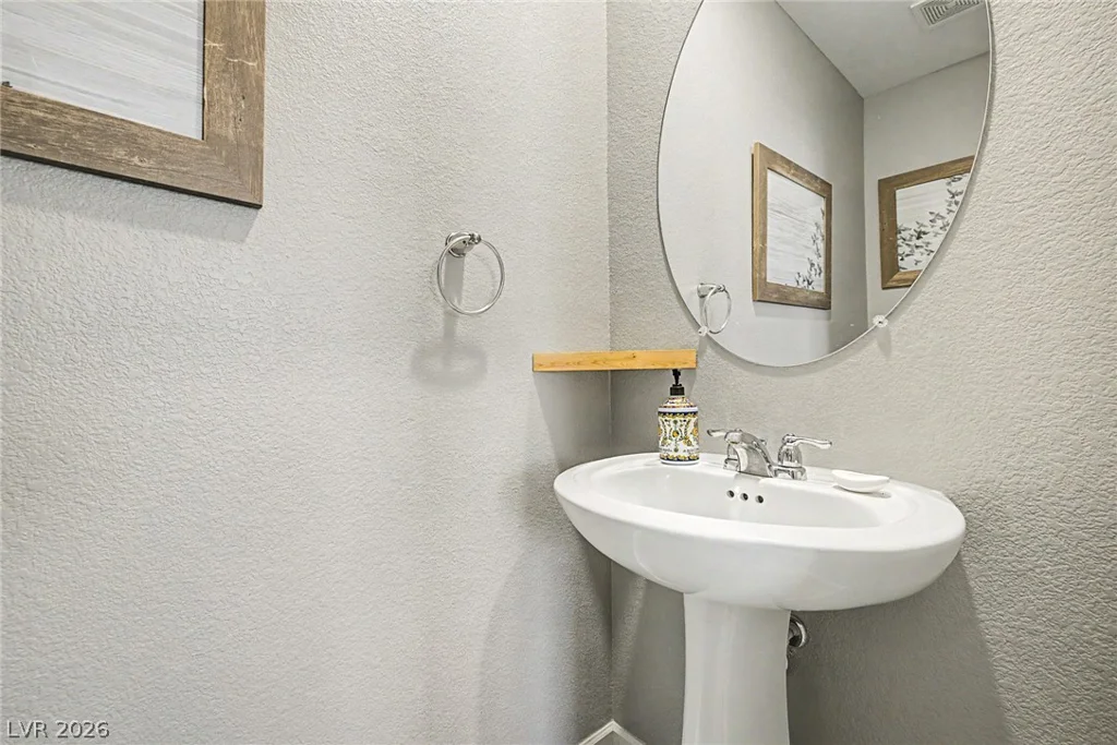 7012 Coyote Mesa, North Las Vegas, NV 89086