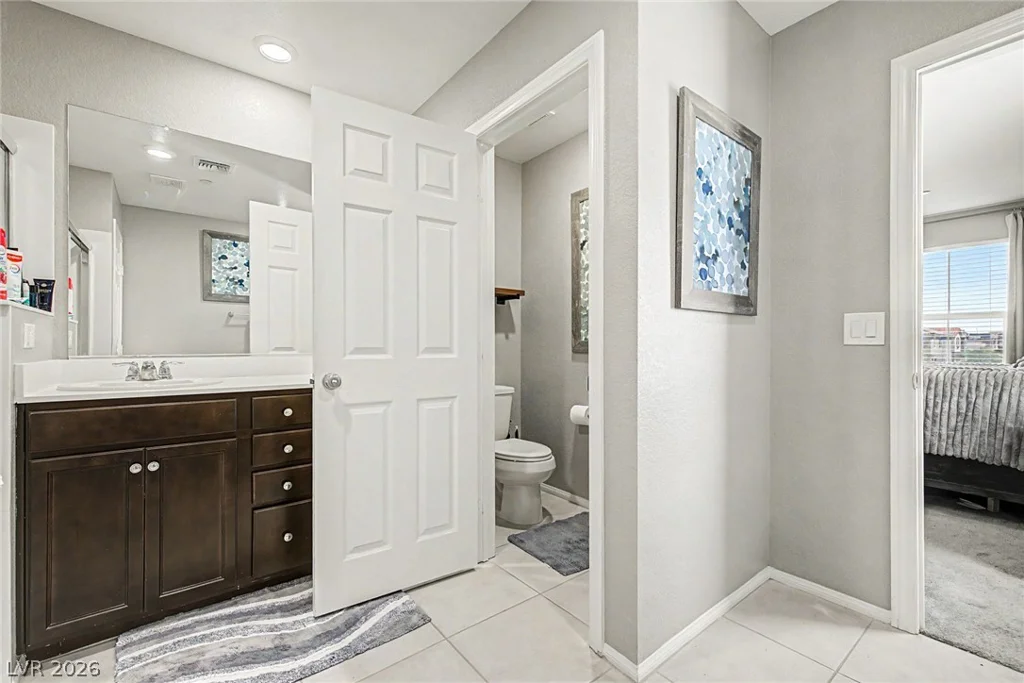 7012 Coyote Mesa, North Las Vegas, NV 89086