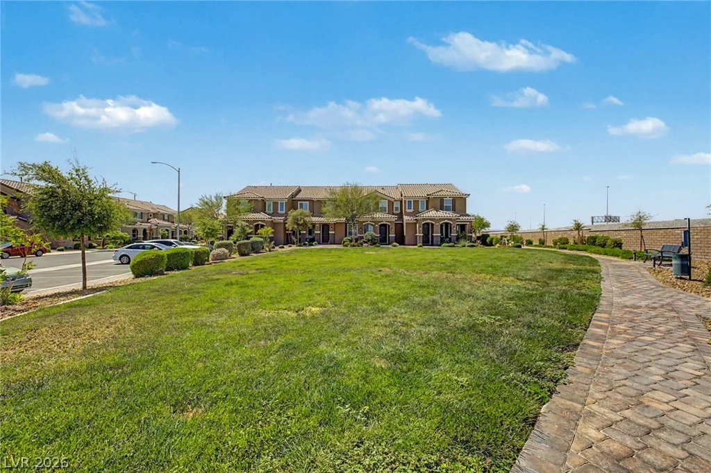 7012 Coyote Mesa, North Las Vegas, NV 89086