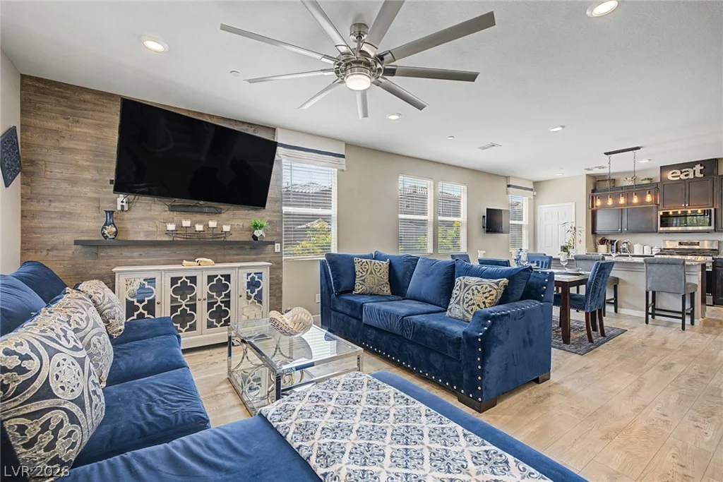 7012 Coyote Mesa, North Las Vegas, NV 89086