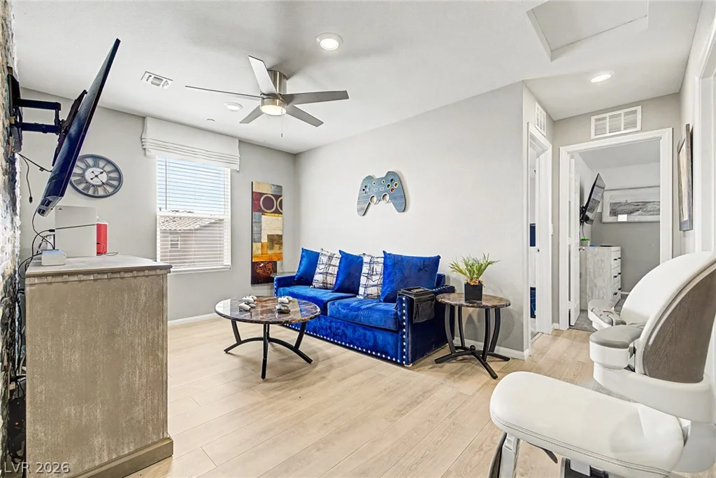 7012 Coyote Mesa, North Las Vegas, NV 89086