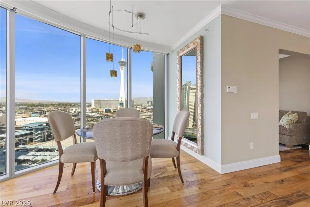 322 Karen, Las Vegas, NV 89109