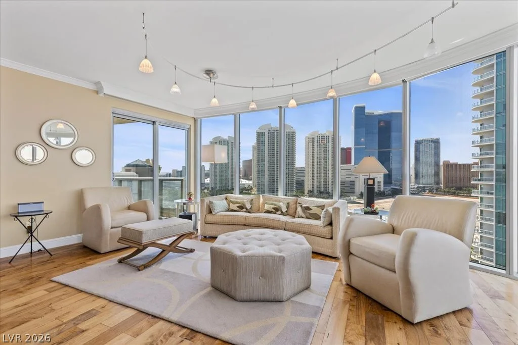 322 Karen, Las Vegas, NV 89109