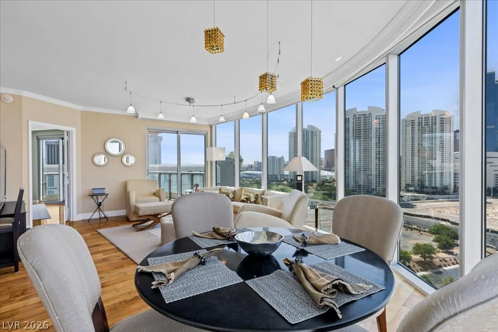 322 Karen, Las Vegas, NV 89109