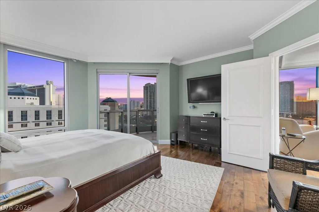 322 Karen, Las Vegas, NV 89109