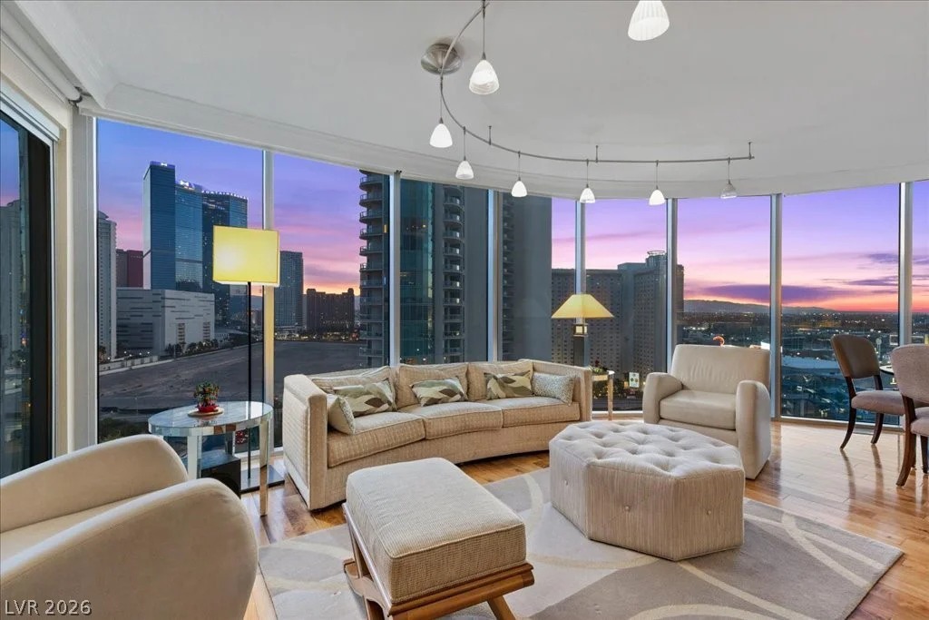 322 Karen, Las Vegas, NV 89109