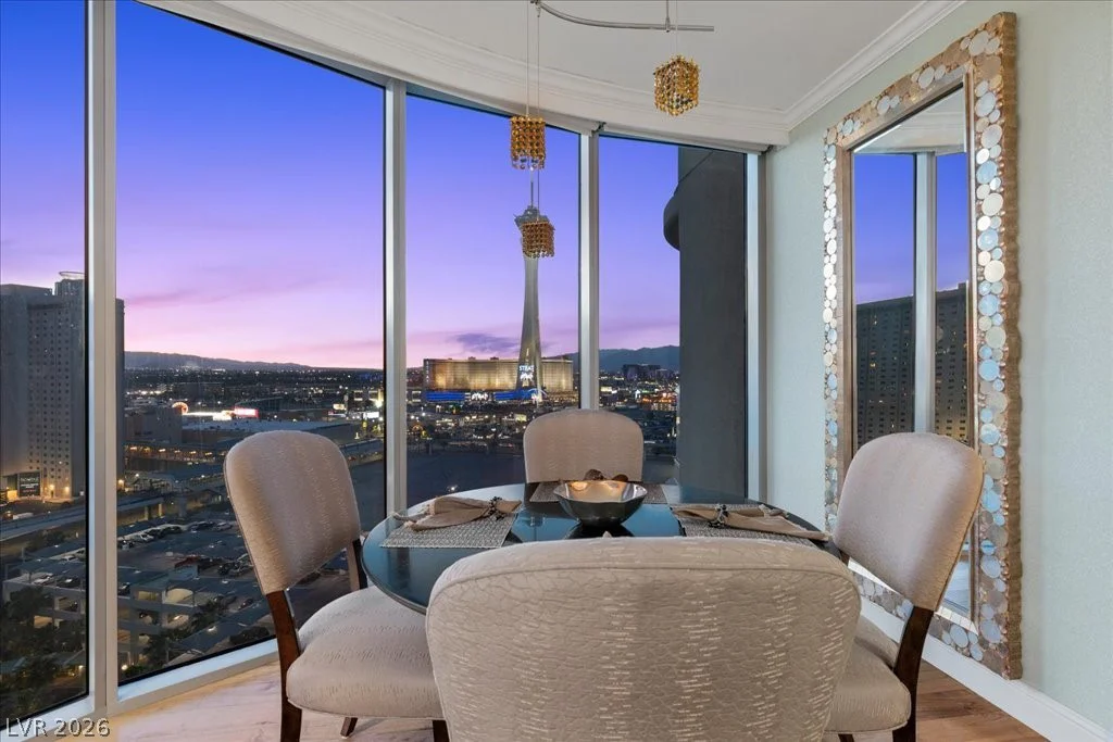 322 Karen, Las Vegas, NV 89109