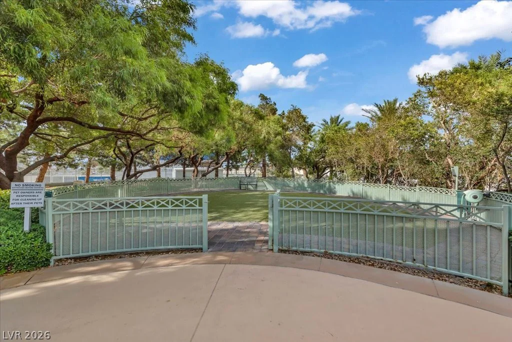 322 Karen, Las Vegas, NV 89109