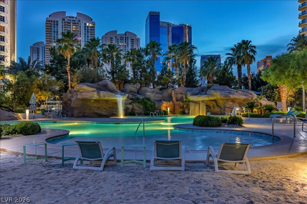 322 Karen, Las Vegas, NV 89109