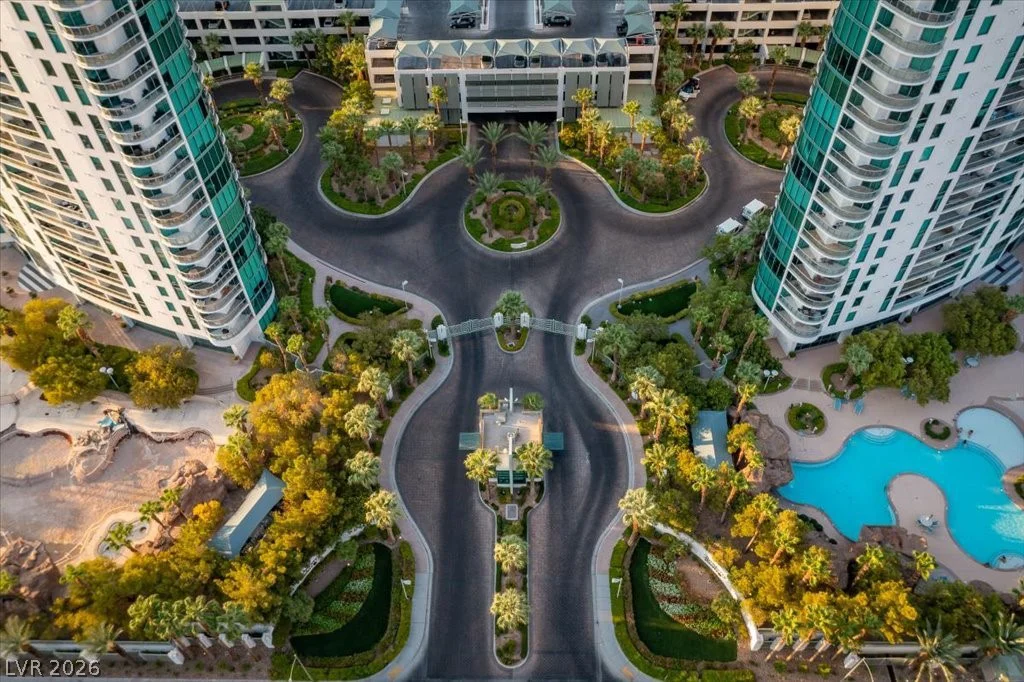 322 Karen, Las Vegas, NV 89109