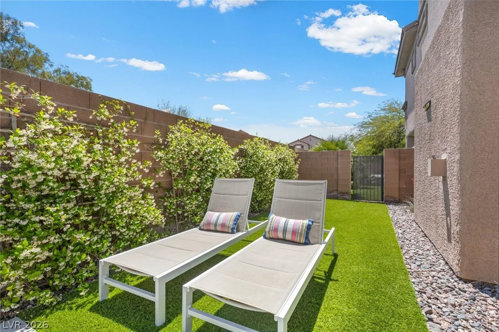 7536 Engleberg, Las Vegas, NV 89178