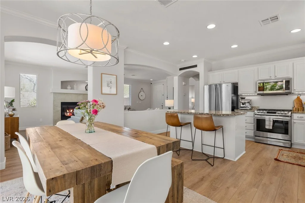 7536 Engleberg, Las Vegas, NV 89178