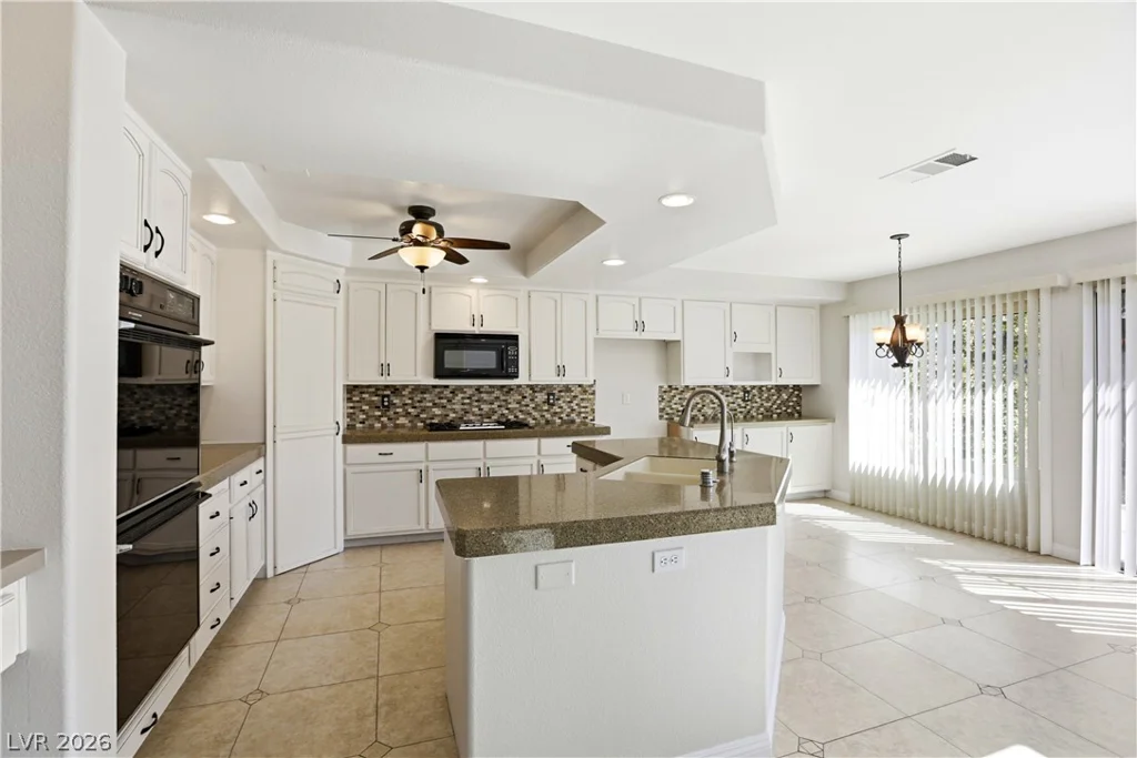 3692 River Canyon, Las Vegas, NV 89129