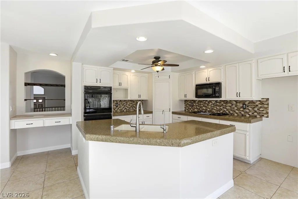 3692 River Canyon, Las Vegas, NV 89129