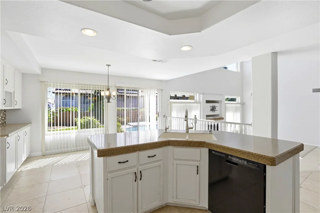 3692 River Canyon, Las Vegas, NV 89129