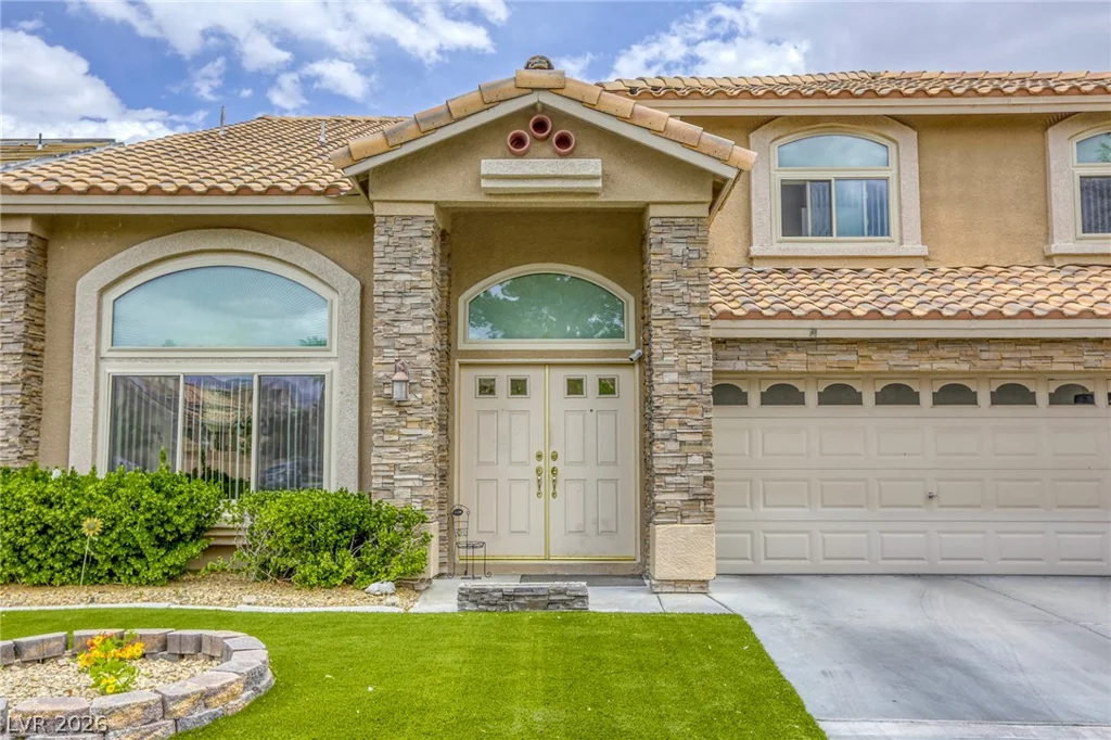 3692 River Canyon, Las Vegas, NV 89129