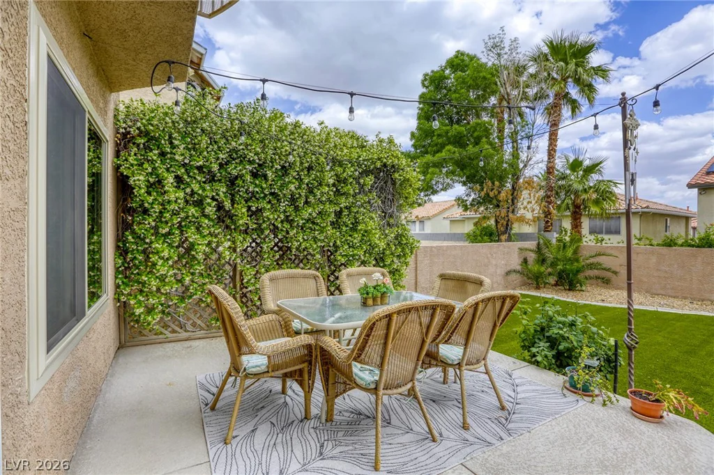 3692 River Canyon, Las Vegas, NV 89129