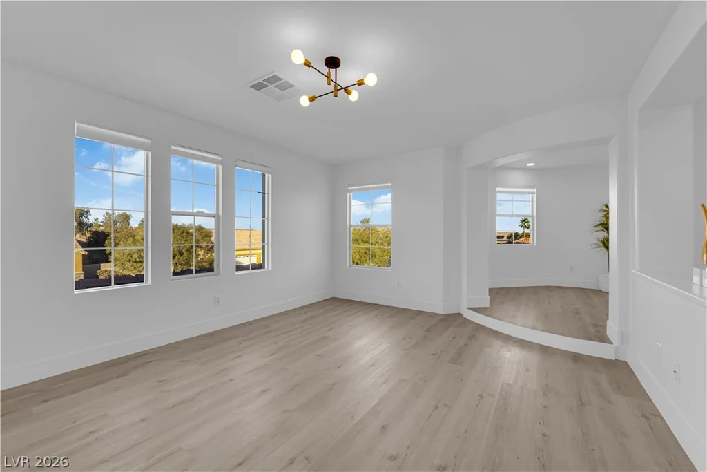 7511 Shadow Estates, Las Vegas, NV 89113