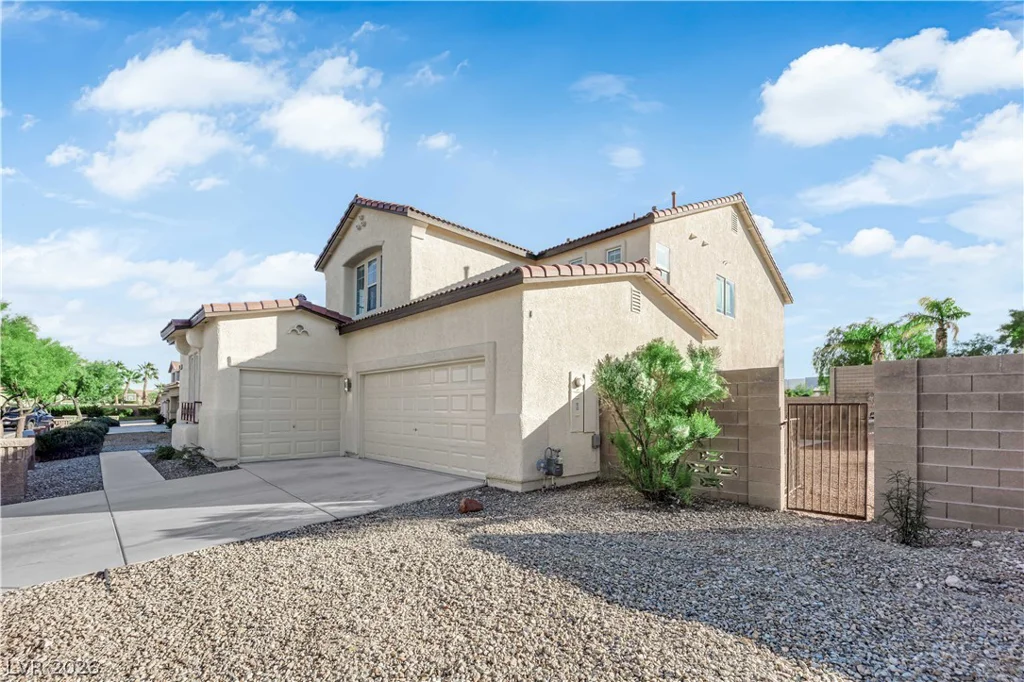 7511 Shadow Estates, Las Vegas, NV 89113