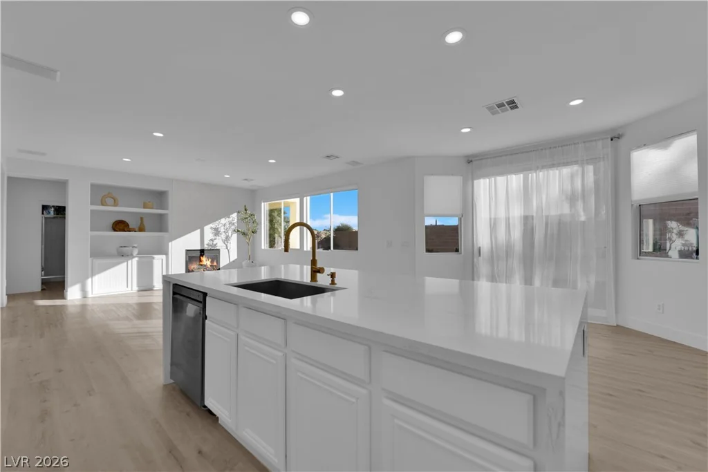 7511 Shadow Estates, Las Vegas, NV 89113