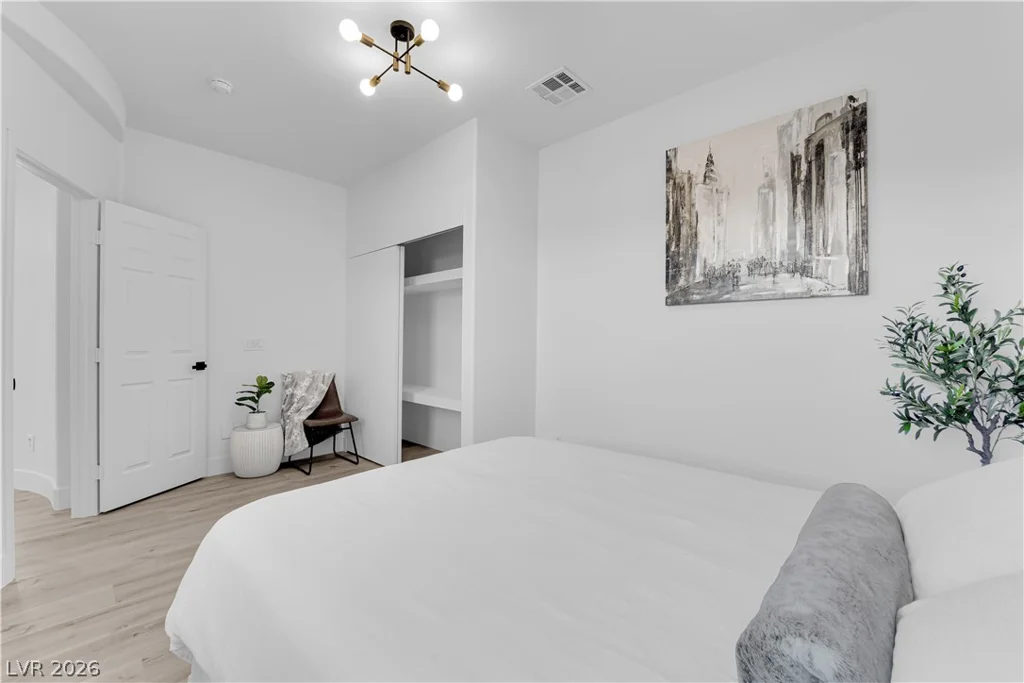 7511 Shadow Estates, Las Vegas, NV 89113