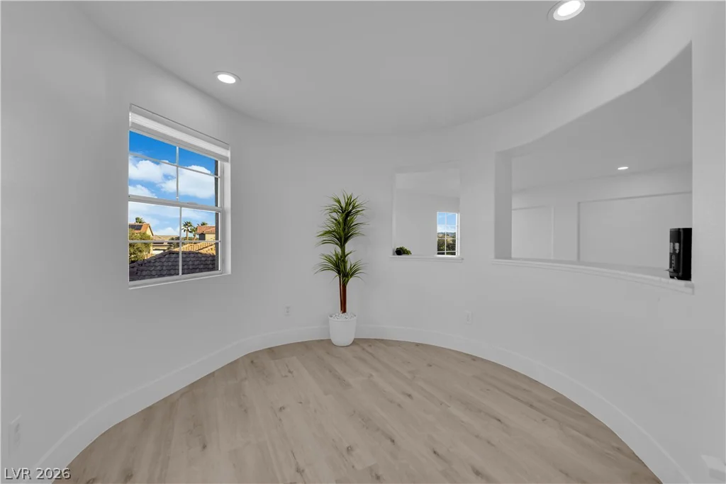 7511 Shadow Estates, Las Vegas, NV 89113