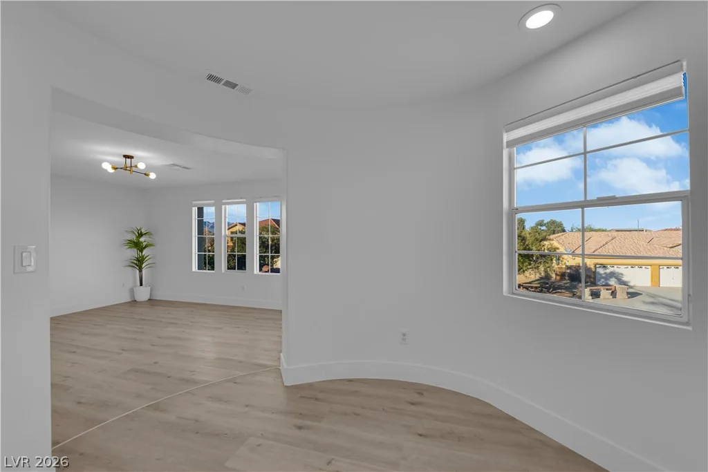 7511 Shadow Estates, Las Vegas, NV 89113