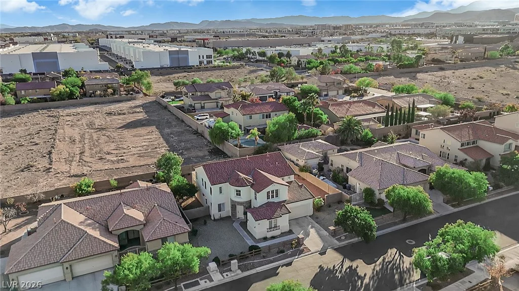 7511 Shadow Estates, Las Vegas, NV 89113