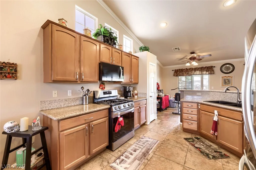 5848 Creekside Sands, North Las Vegas, NV 89031