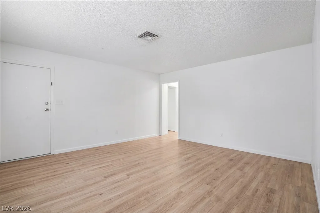 7099 Sprucewood, Las Vegas, NV 89147